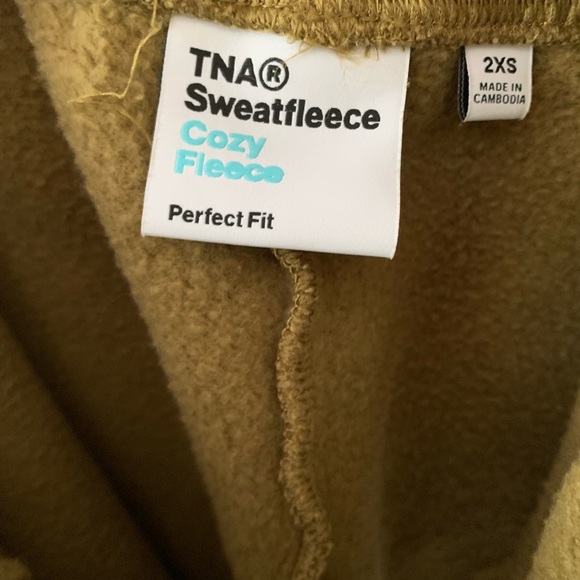 TNA sweat shorts - Picture 3 of 3